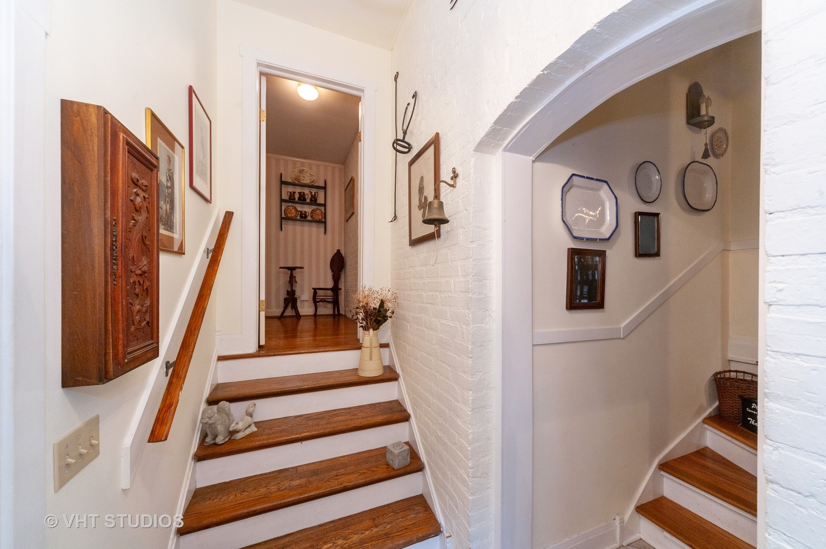 9 East Palatine Road Prospect Heights, IL 60070 - Photo 12 of 22 Gallery Image 12