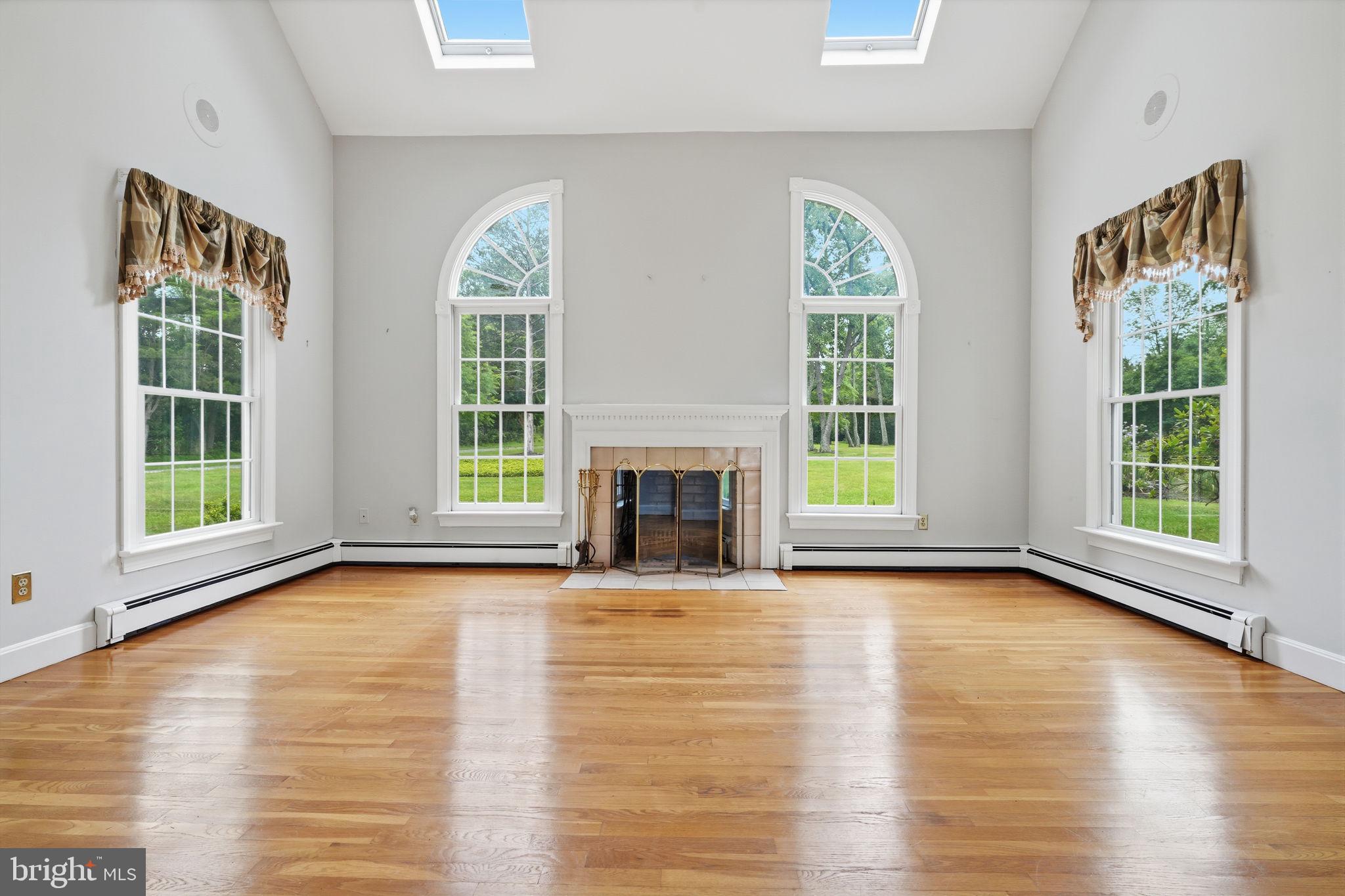 136 Rocktown-lamb Road Lambertville, NJ 08530 - Photo 14 of 107