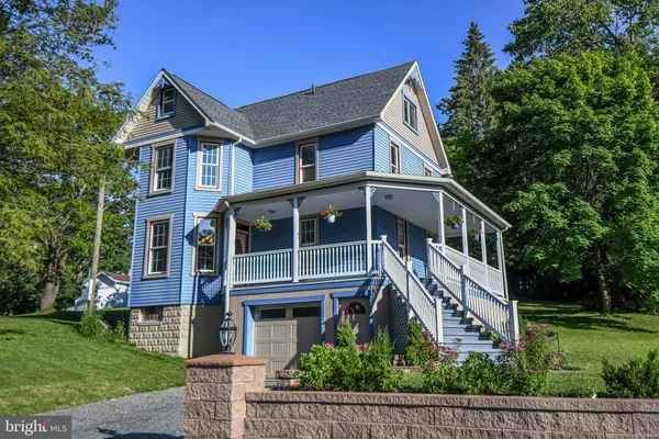 $219,000 | 115 E Street, Oakland, MD 21550