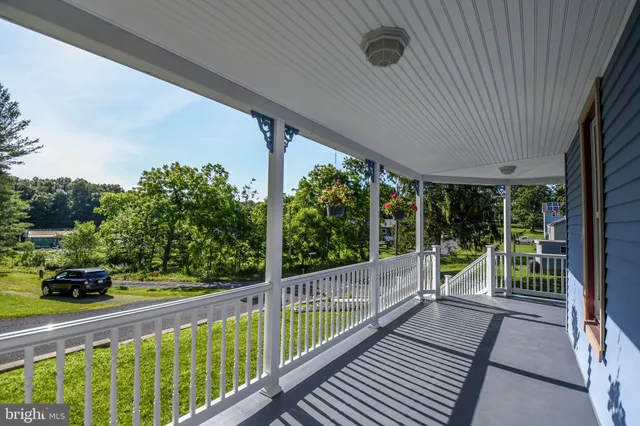 $219,000 | 115 E Street, Oakland, MD 21550