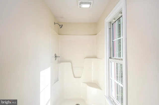 $219,000 | 115 E Street, Oakland, MD 21550