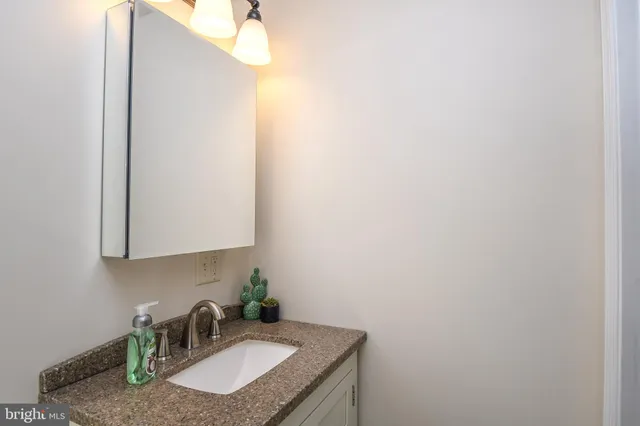 $219,000 | 115 E Street, Oakland, MD 21550