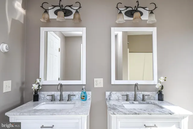 $219,000 | 115 E Street, Oakland, MD 21550