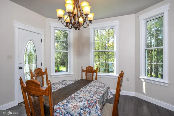 $219,000 | 115 E Street, Oakland, MD 21550