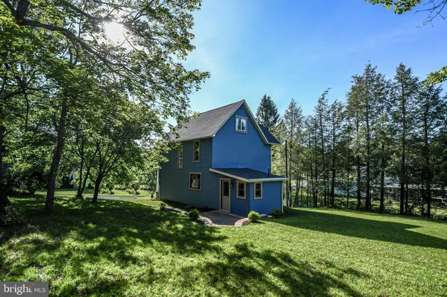 $219,000 | 115 E Street, Oakland, MD 21550