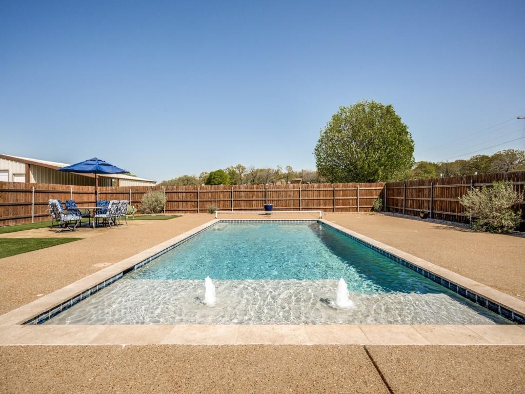 100 County Road 4181 Decatur, TX 76234 - Photo 26 of 35 a view of outdoor space and yard