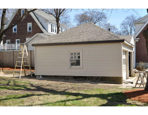 4 Bradford Road, Unit 1 Watertown, MA 02472 - Photo 12 of 18 Gallery Image 12