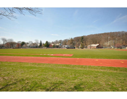 4 Bradford Road, Unit 1 Watertown, MA 02472 - Photo 13 of 18 Gallery Image 13
