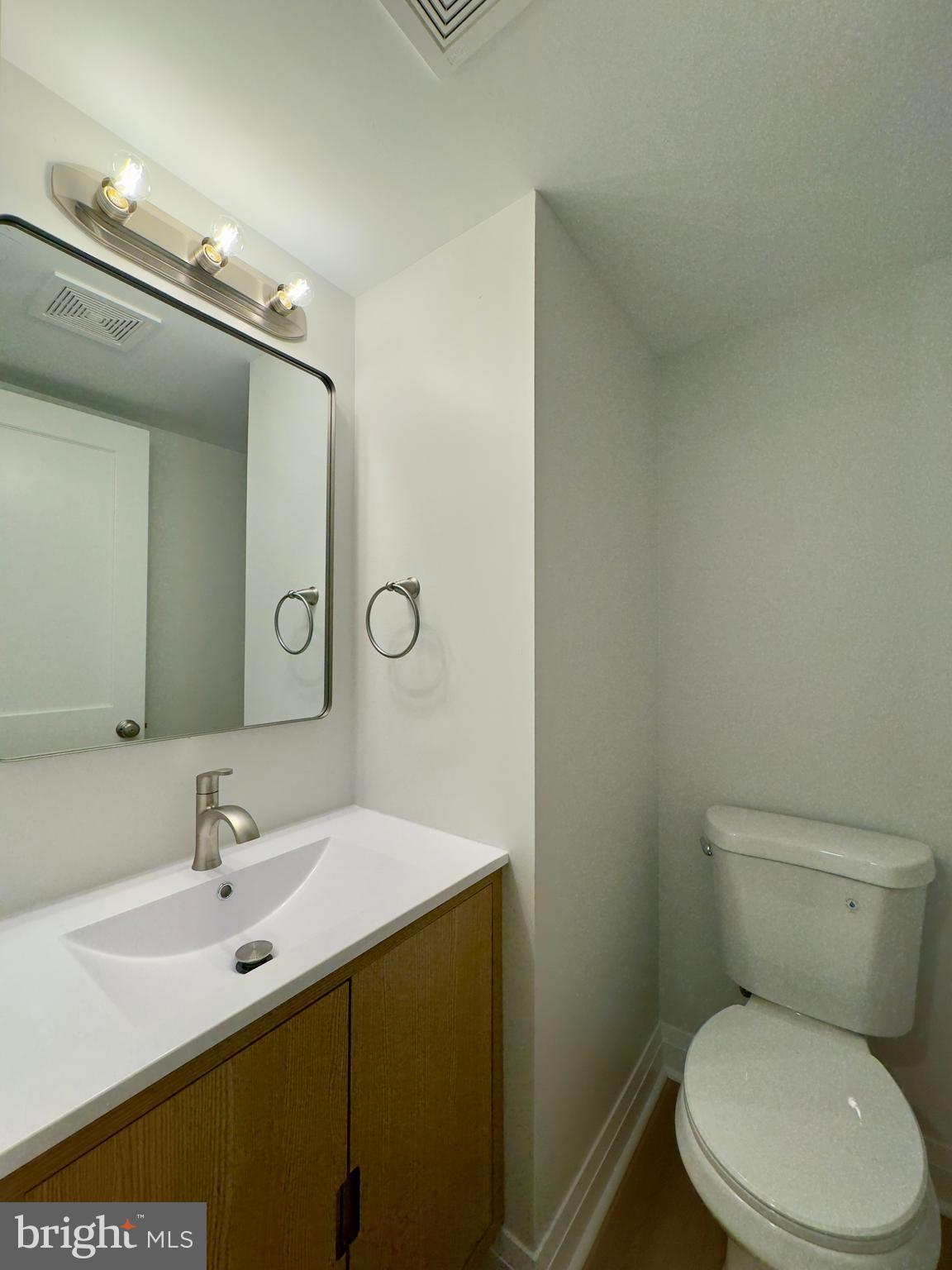 2801 Southbrook Road Dundalk, MD 21222 - Photo 2 of 21