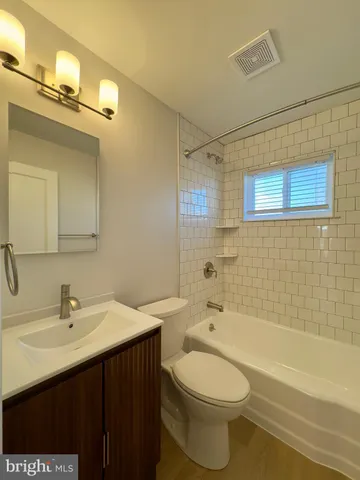 $2,150 | 2801 Southbrook Road, Dundalk, MD 21222