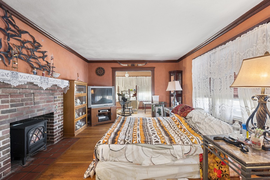 56 Court Road Winthrop, MA 02152 - Photo 2 of 24 Gallery Image 2