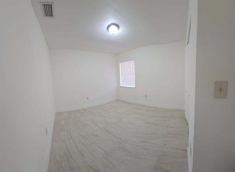 2728 Southwest 5th Street Miami, FL 33135 - Photo 10 of 14 7