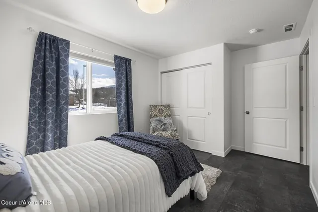 $380,000 | 140 Railroad Avenue, Unit 5, Kellogg, ID 83837