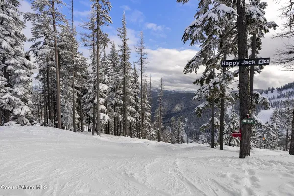 $380,000 | 140 Railroad Avenue, Unit 5, Kellogg, ID 83837