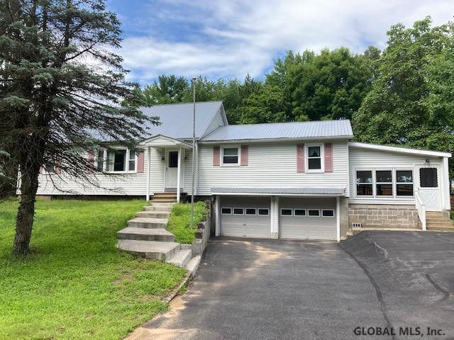12 King Road Wilton, NY 12831 - Photo 1 of 25 Photo 1