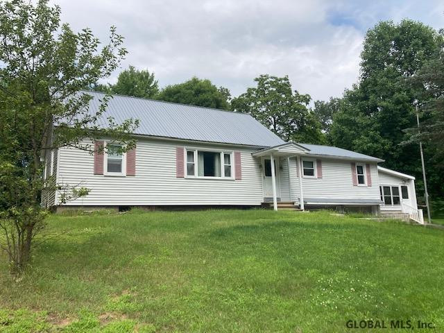 12 King Road Wilton, NY 12831 - Photo 3 of 25 Photo 3