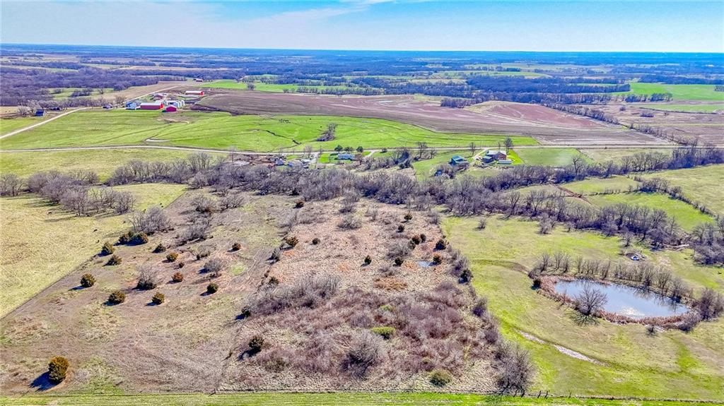 914 Northeast 121st Road Warrensburg, MO 64093 - Photo 14 of 31