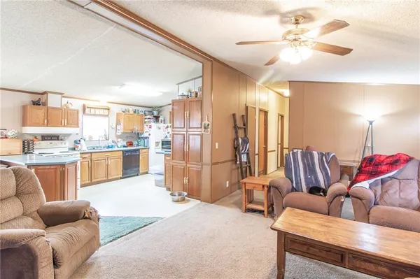 $239,900 | 914 Northeast 121st Road, Warrensburg, MO 64093