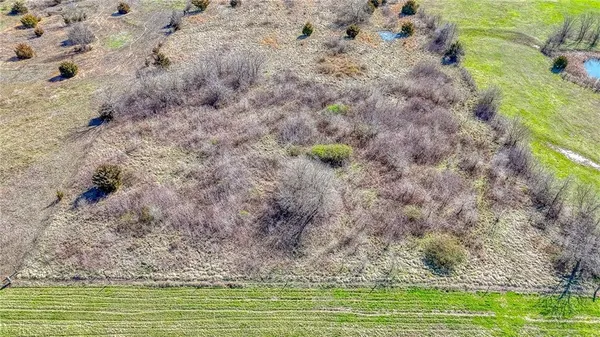 $239,900 | 914 Northeast 121st Road, Warrensburg, MO 64093