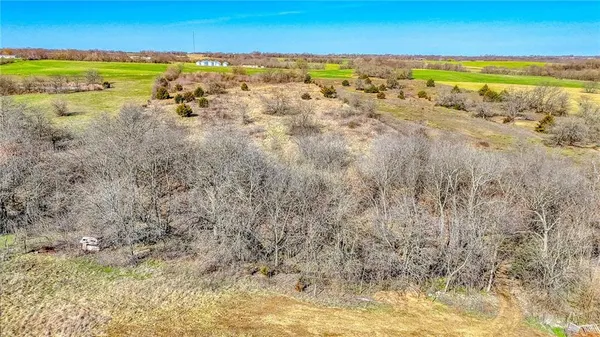 $239,900 | 914 Northeast 121st Road, Warrensburg, MO 64093