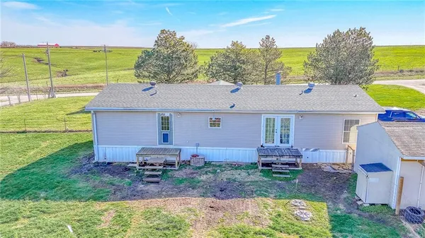 $239,900 | 914 Northeast 121st Road, Warrensburg, MO 64093