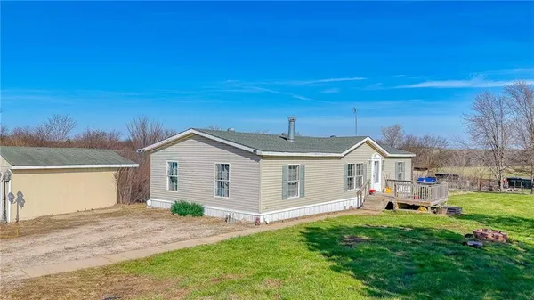 $239,900 | 914 Northeast 121st Road, Warrensburg, MO 64093