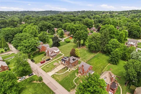 $458,000 | 212 Morewood Road, Glenshaw, PA 15116