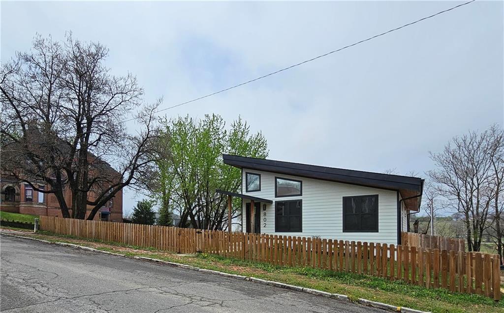 802 North 5th Street St. Joseph, MO 64501 - Photo 29 of 34
