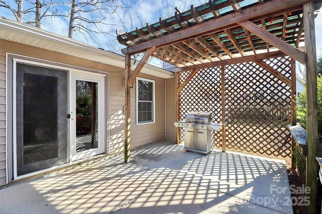 $365,000 | 10319 Topeka Drive, Mint Hill, NC 28227