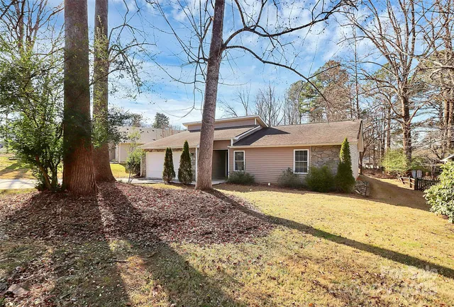 $365,000 | 10319 Topeka Drive, Mint Hill, NC 28227