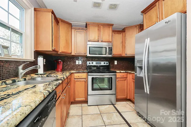 $365,000 | 10319 Topeka Drive, Mint Hill, NC 28227