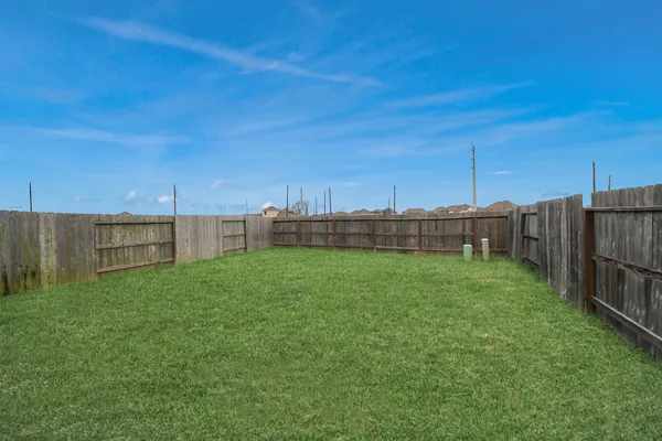 $2,350 | 22658 Sutherland Bend Lane, Richmond, TX 77469