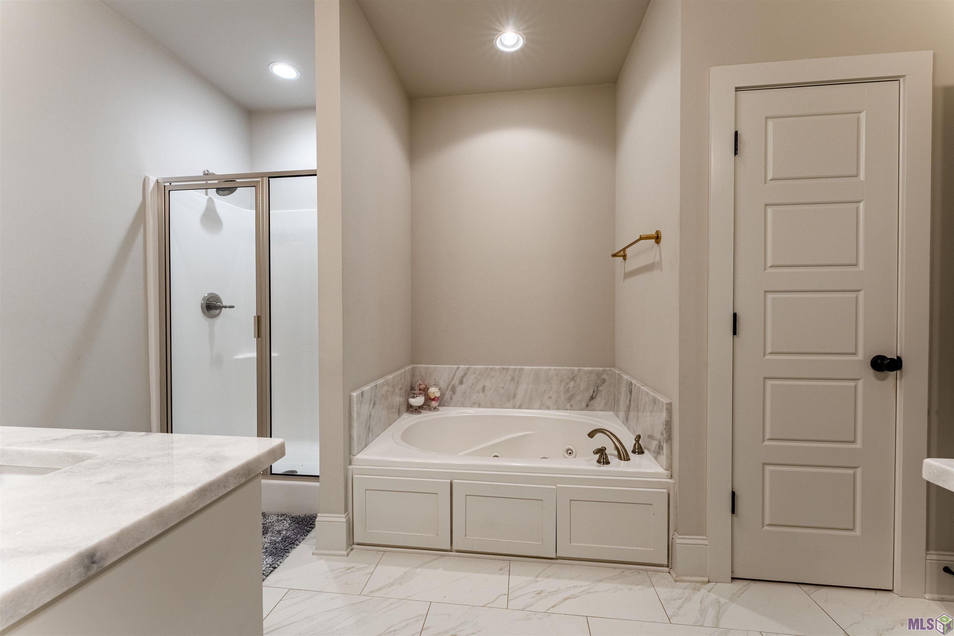 6404 Roux Drive Baton Rouge, LA 70817 - Photo 10 of 16