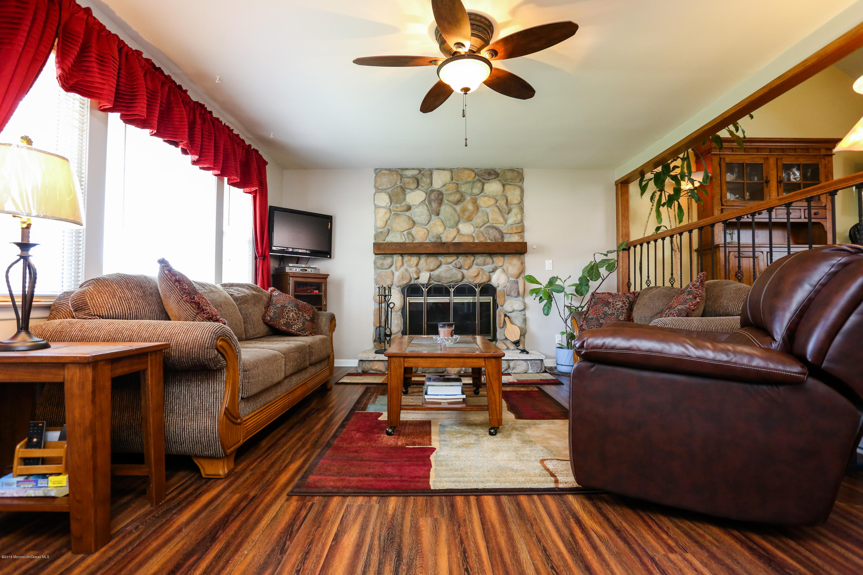 179 Middle Road Hazlet, NJ 07730 - Photo 6 of 26 KM3A4918
