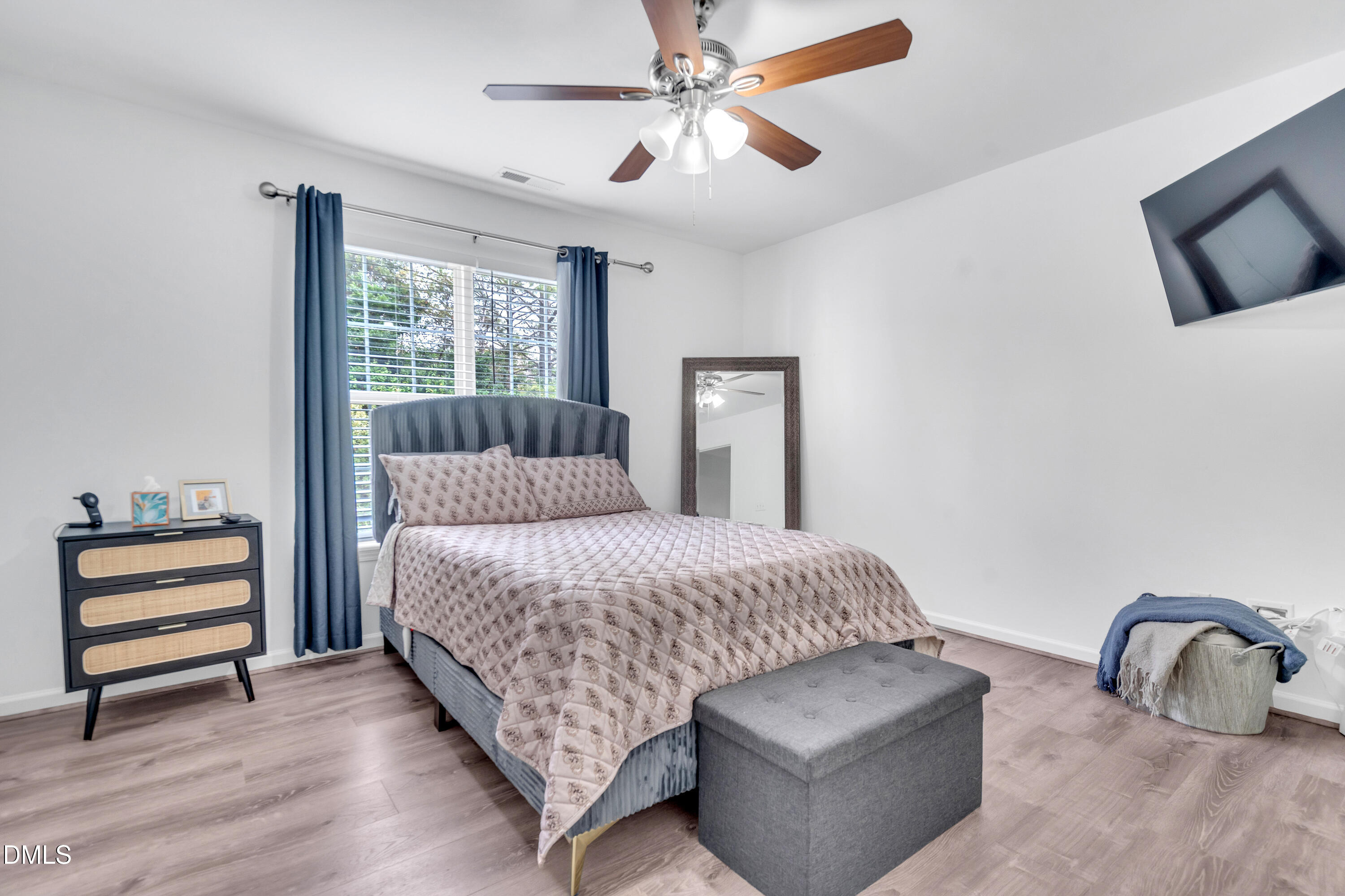 2641 Hamlet Green Drive Raleigh, NC 27614 - Photo 9 of 23 DSC03802