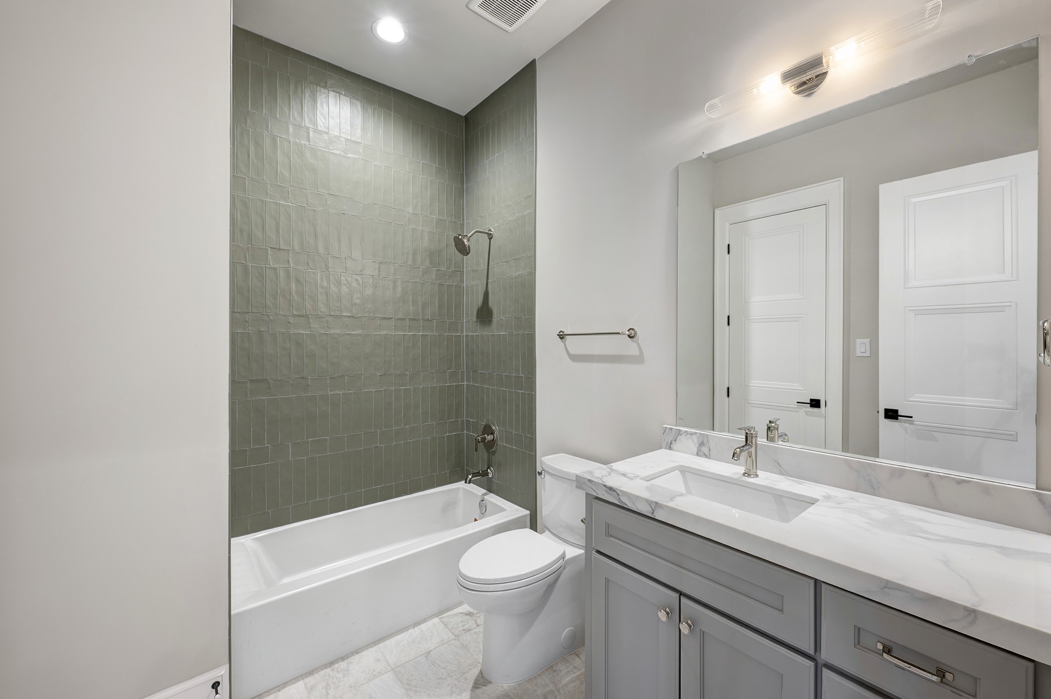 4819 Mandell Street Houston, TX 77006 - Photo 24 of 35