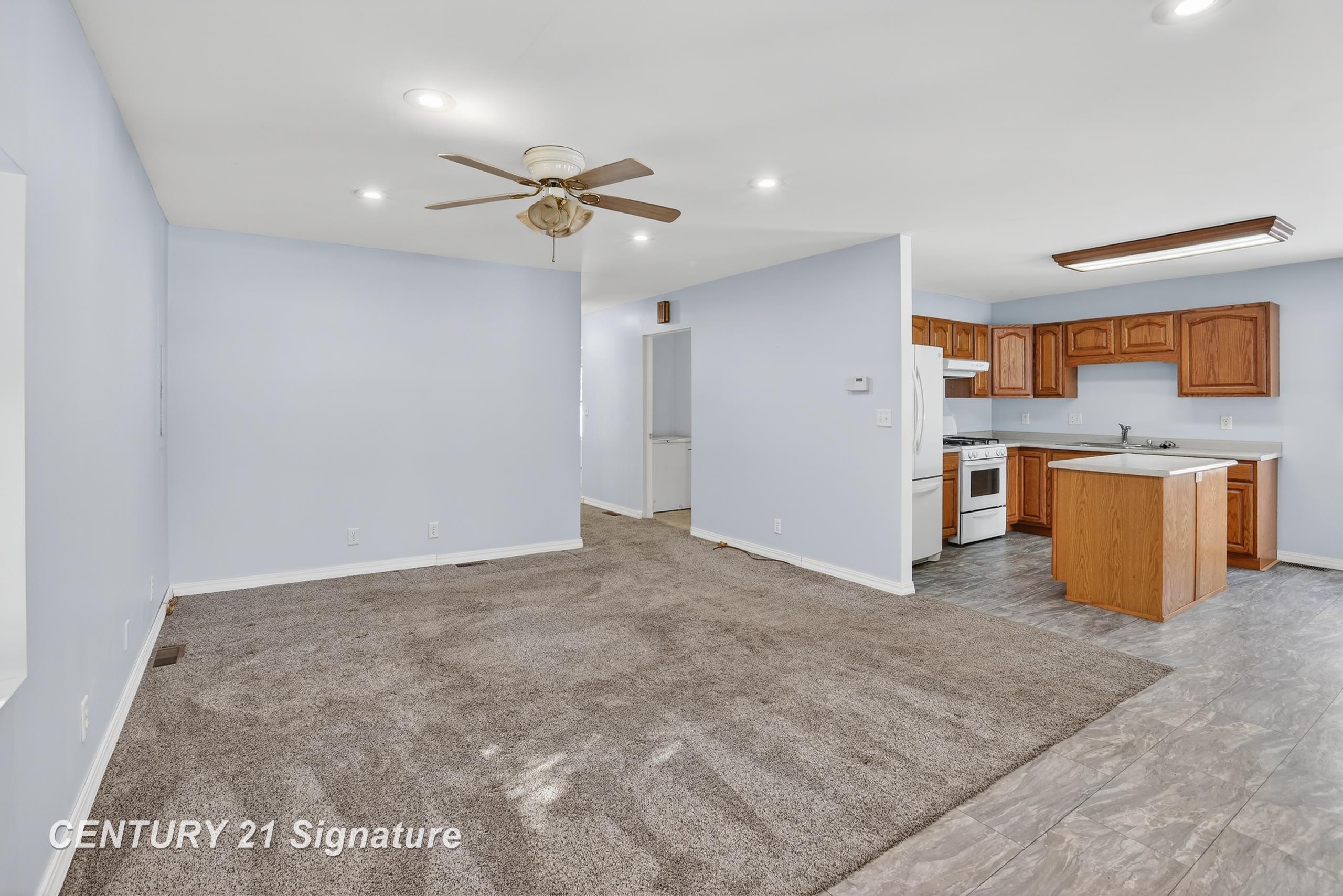 1647 North Huron Road Tawas City, MI 48763 - Photo 17 of 61