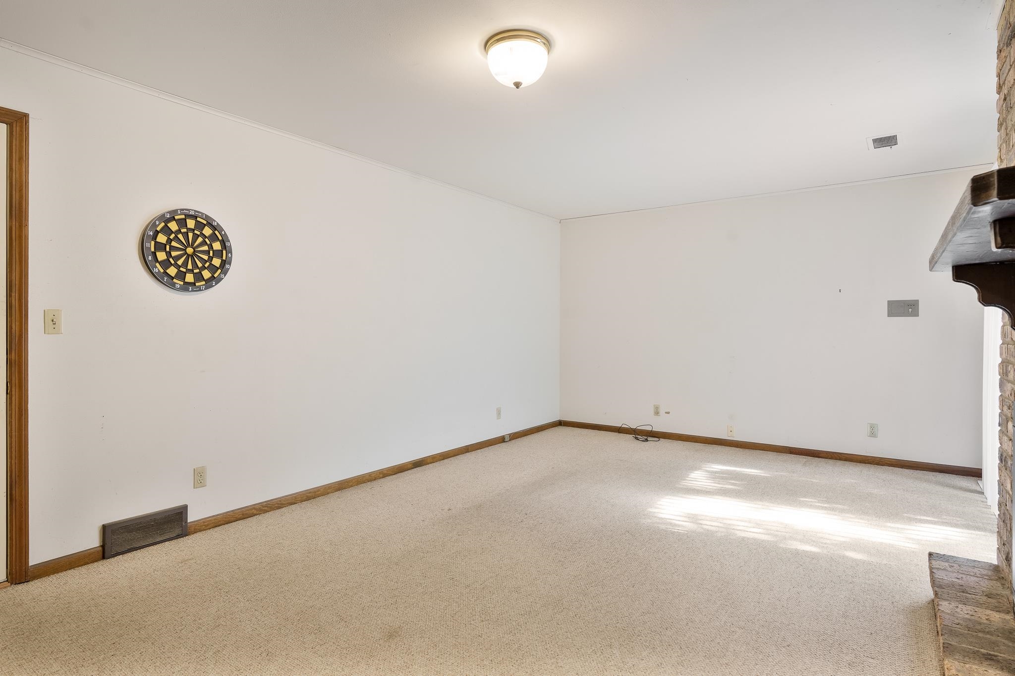 5537 Guilford Road Rockford, IL 61107 - Photo 38 of 46