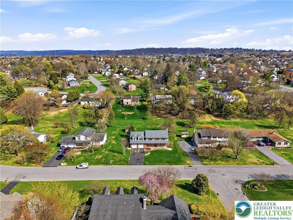 $479,900 | 2337 Silo Drive, Easton, PA 18040