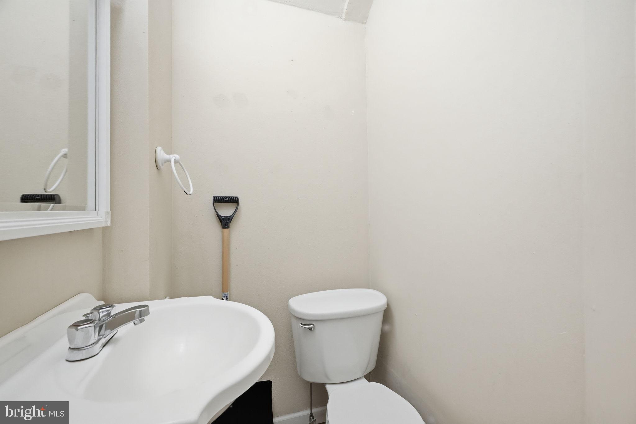 455 Fairmount Avenue Philadelphia, PA 19123 - Photo 41 of 67