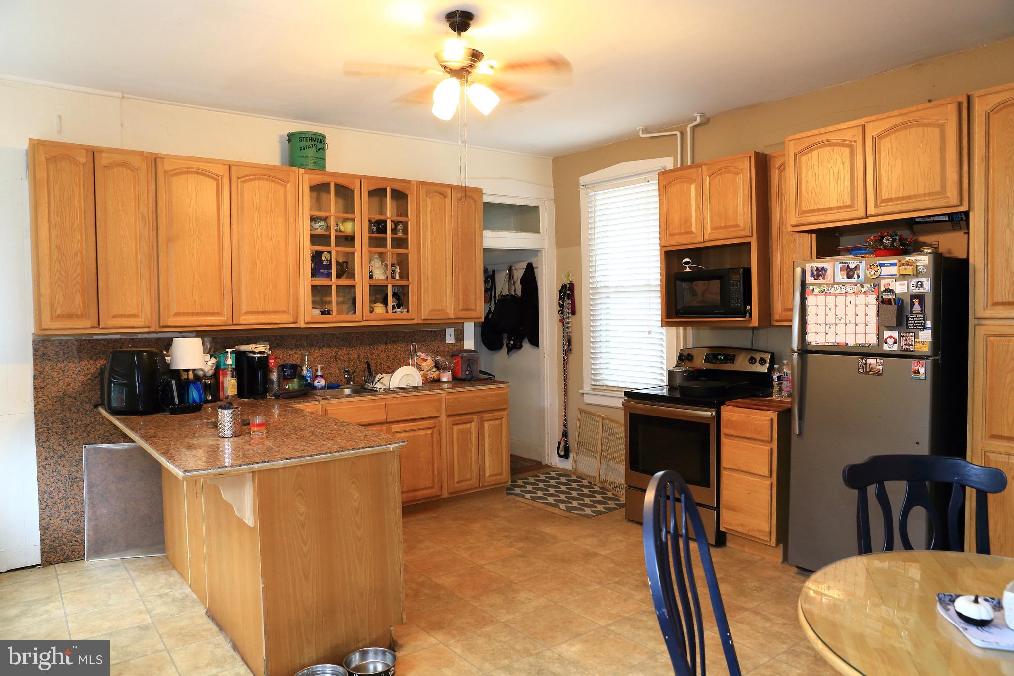 1230 Creek Road Lititz, PA 17543 - Photo 4 of 11 Gallery Image 4
