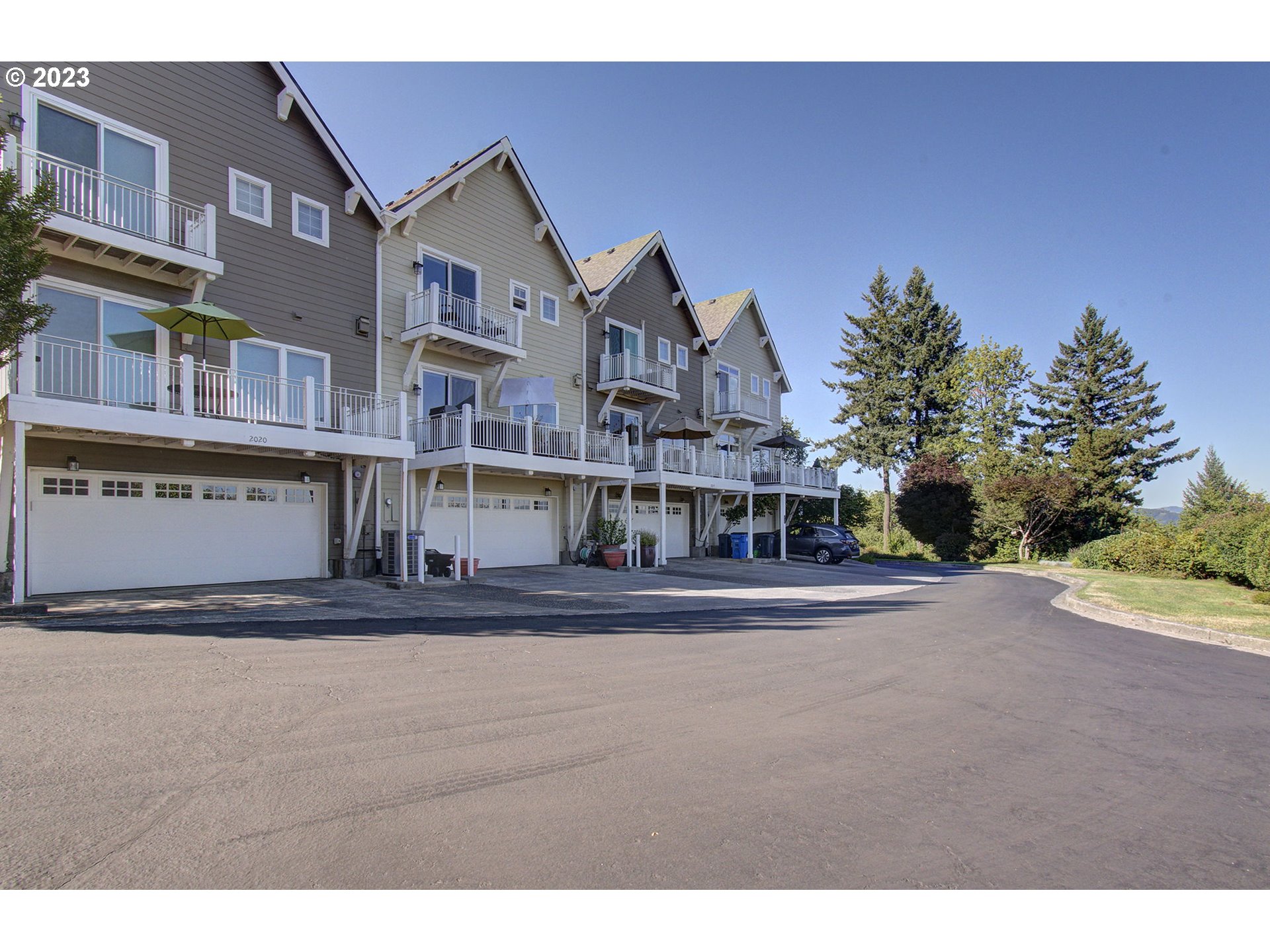 2026 Northwest Fargo Loop Camas, WA 98607 - Photo 34 of 42 Garage