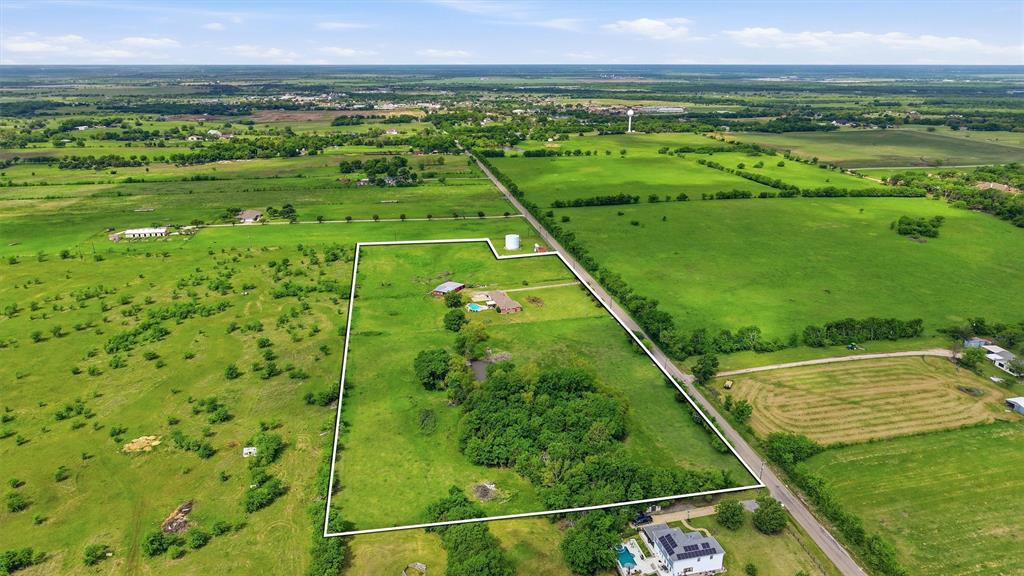 998 Bledsoe Road Gunter, TX 75058 - Photo 38 of 40 Gallery Image 38