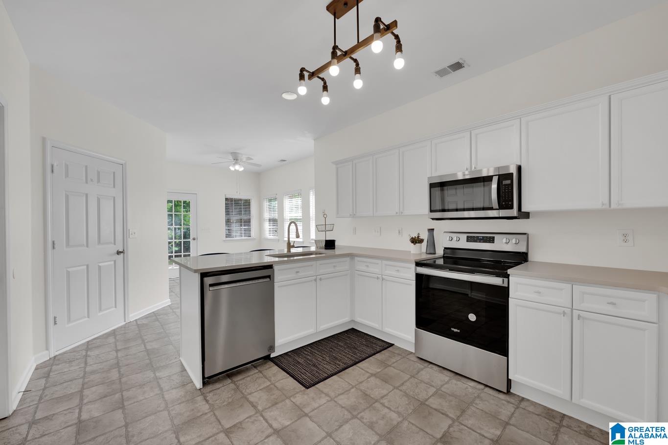 2263 Summer Ridge Drive Birmingham, AL 35226 - Photo 7 of 47