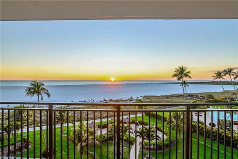 $864,000 | 180 Seaview Court, Unit 515, Marco Island, FL 34145