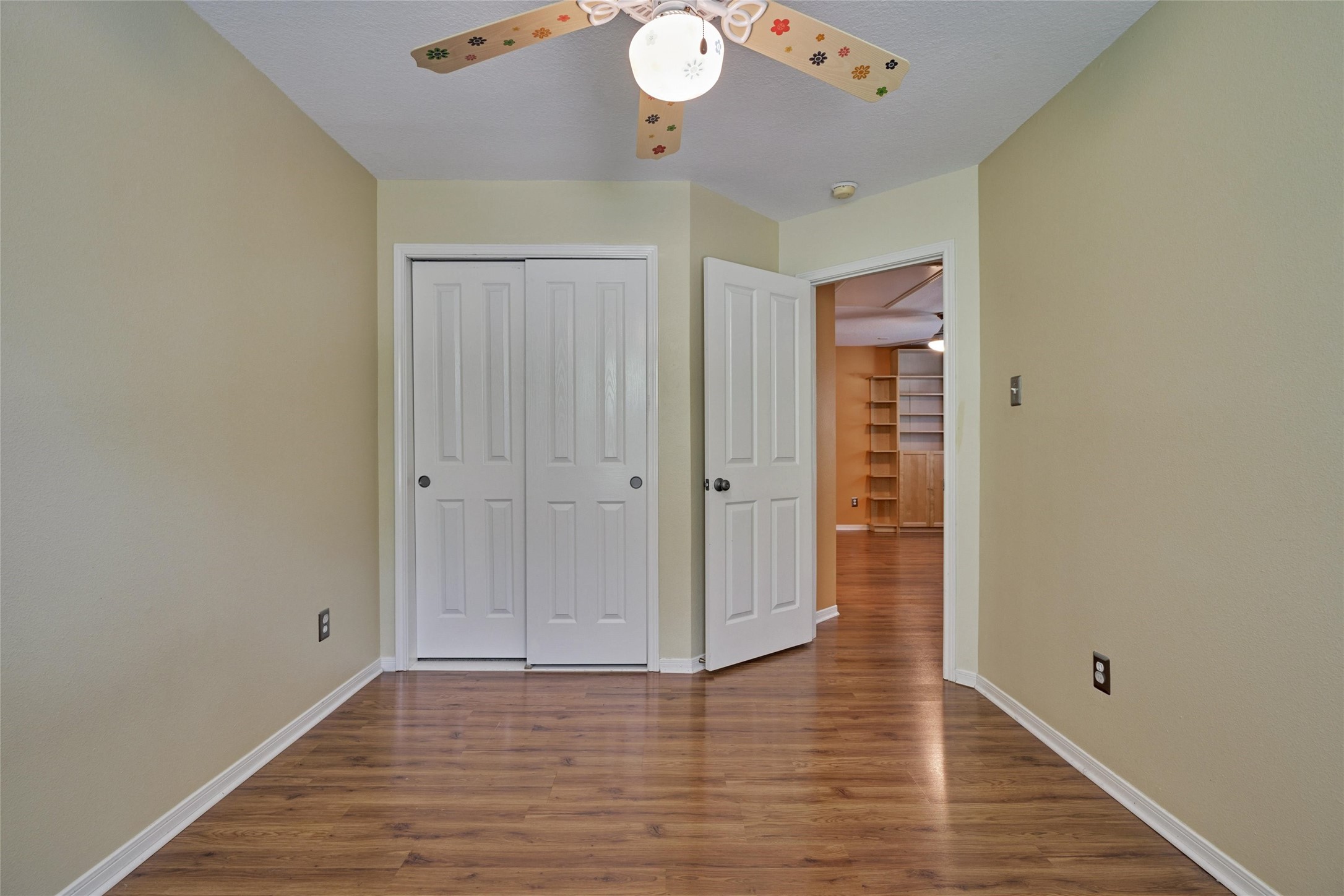 59 West Gaslight Place Spring, TX 77382 - Photo 35 of 47 Bedroom #3