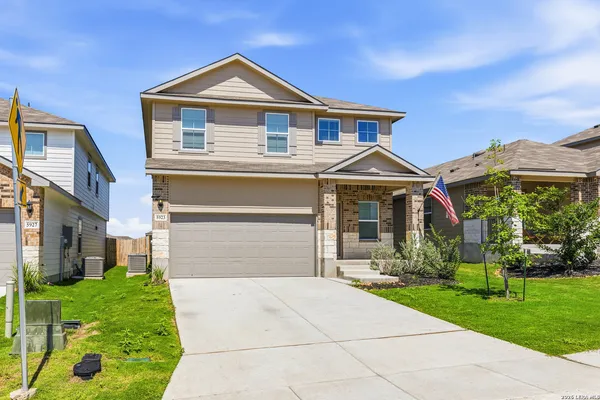$2,400 | 5923 Hartley Home, San Antonio, TX 78245