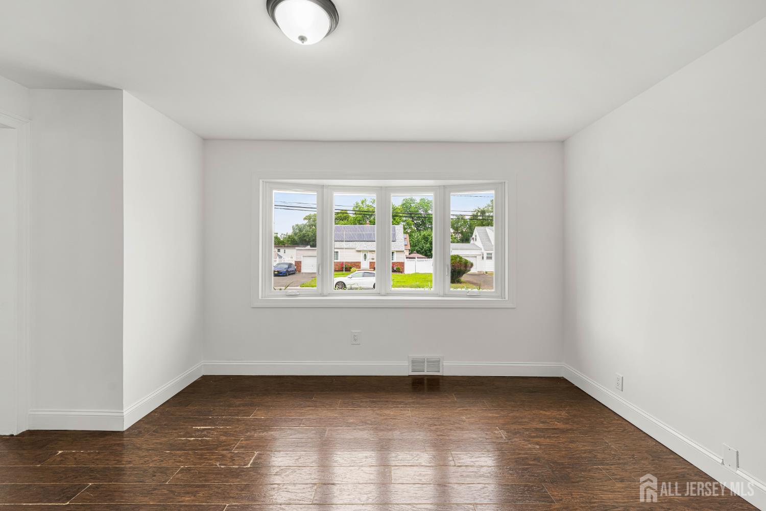 23 Longfield Road New Brunswick, NJ 08901 - Photo 24 of 50
