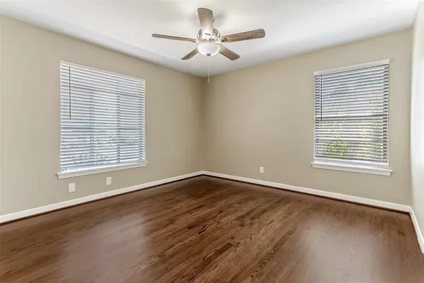 $2,395 | 511 Classen Drive, Dallas, TX 75218