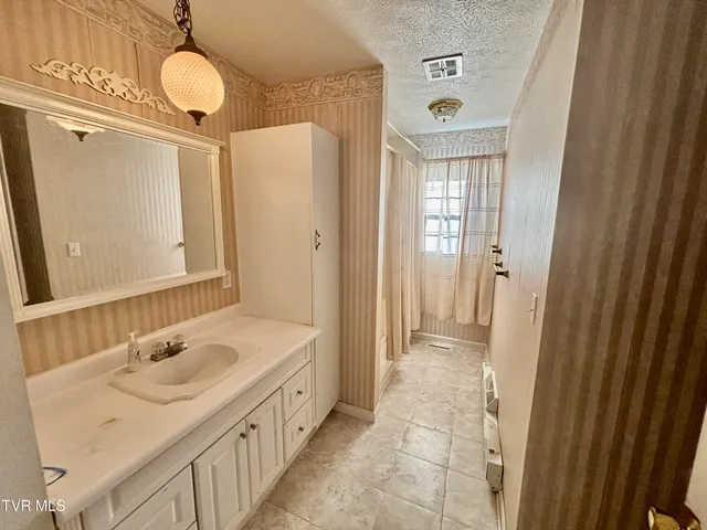 $159,000 | 10027 Rellim Road, Coeburn, VA 24230